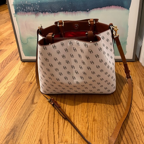 NEW Dooney & Burke bag w/o tags - Picture 2 of 8